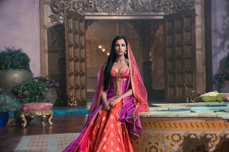 Halloween Costumes Princess Jasmine from the movie Aladdin.